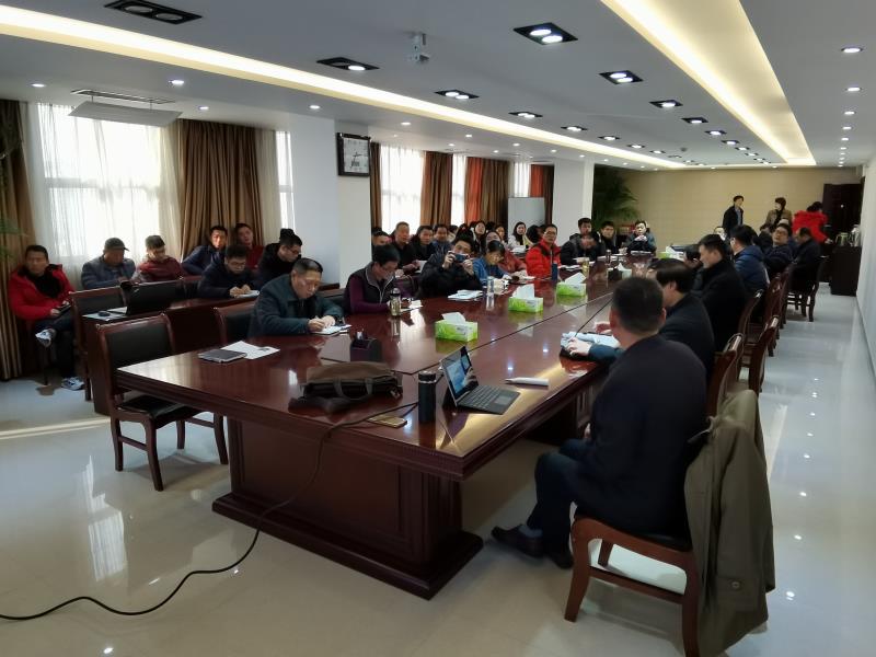小平教授受邀到MK体育·(国际)官方网站做科技文本写作专题报告
